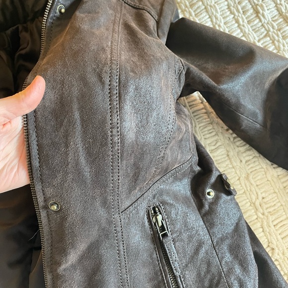 Danier brown leather jacket, 3XS, XXS - Picture 7 of 10